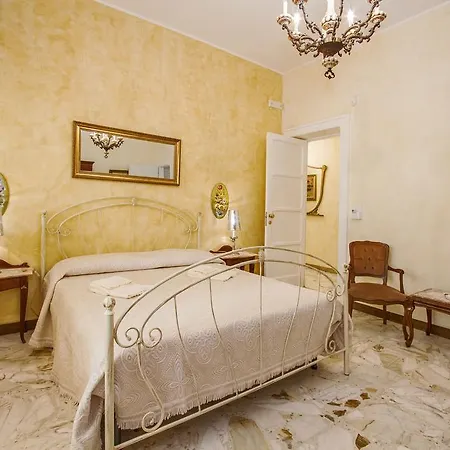 Centro Bed & Breakfast